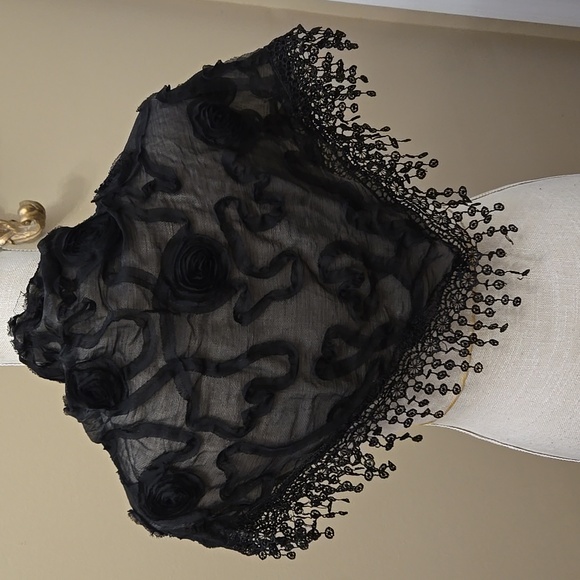 ACC EAM Black Sheer Lace Triangle Scarf Wrap Fringe Lace Trim New with tags - Picture 5 of 8